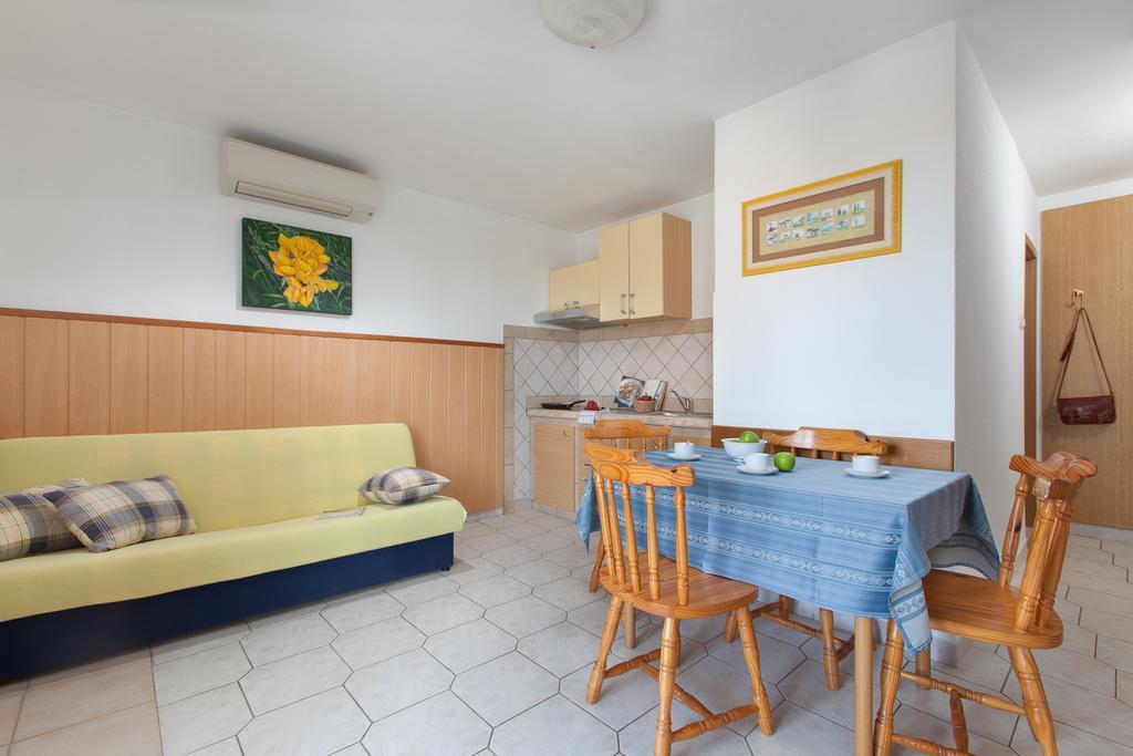 Daila Apartments Novigrad  Exterior photo